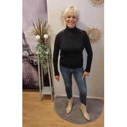 Pull col roulé