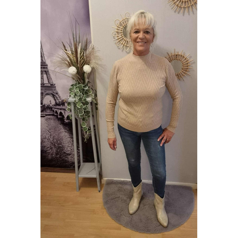 Pull motif en relief Pull motif en relief